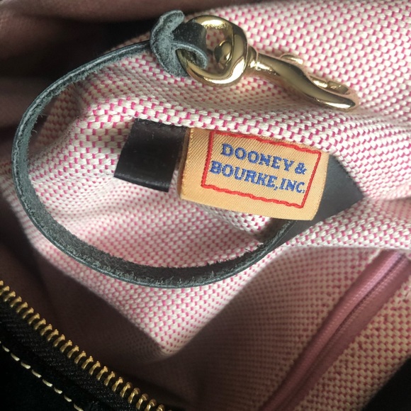 DOONEY & BOURKE BLACK SHOULDER/HOBO BAG - Picture 9 of 10